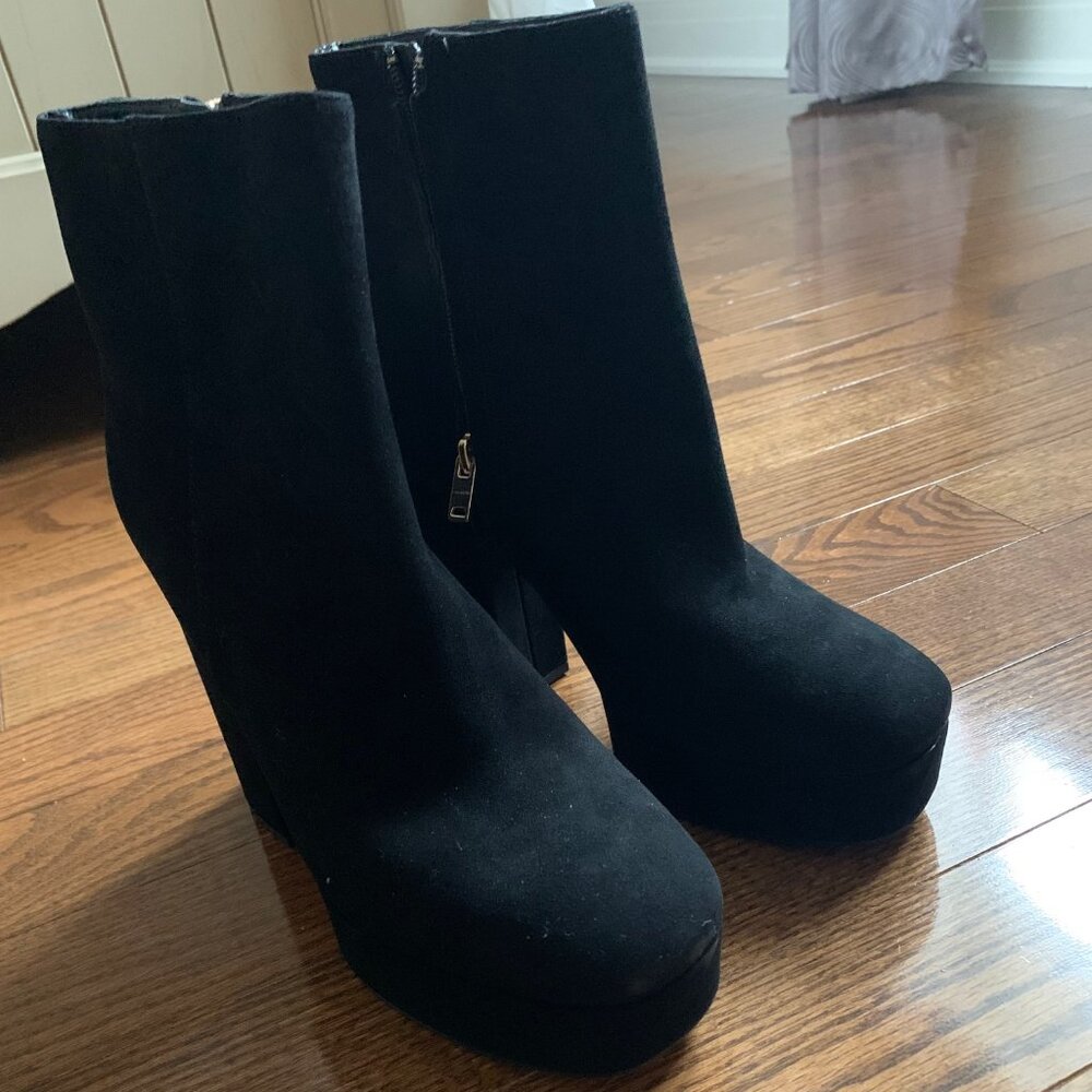 Coach Iona Bootie Black Size 9
